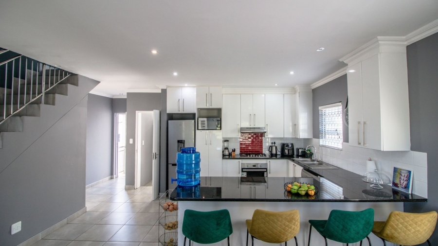 3 Bedroom Property for Sale in Nahoon Valley Park Eastern Cape